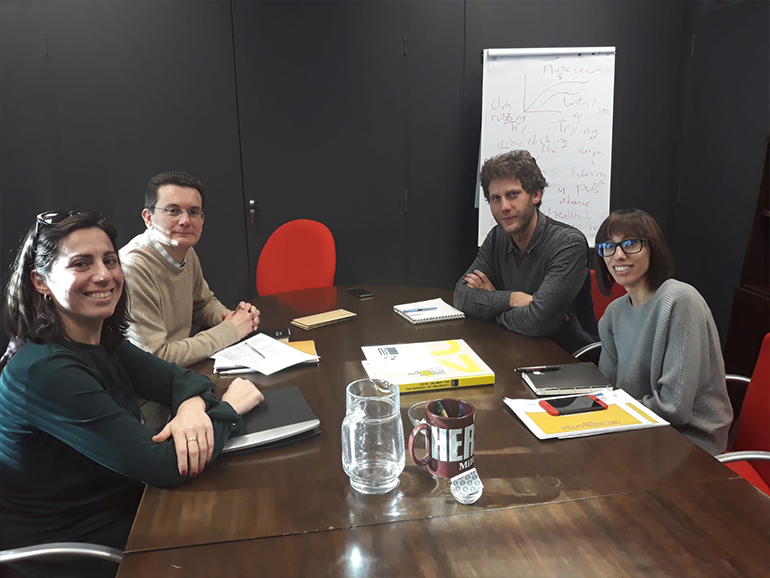 Imagen 1. Fotografía de la reunión entre el IVE y AIDIMME.  